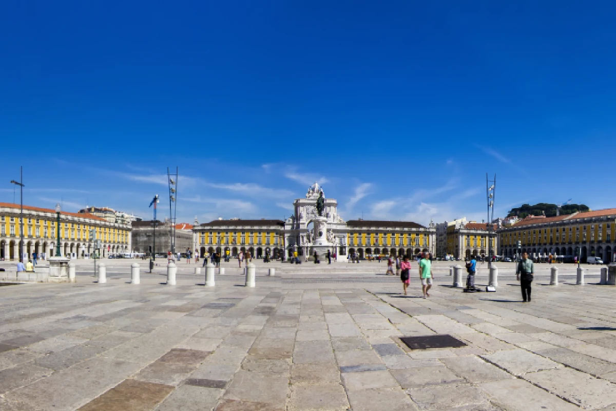 Imagem da Praça do Comércio, em Lisboa, Portugal