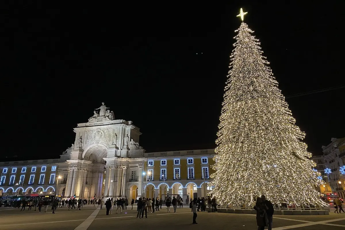Decoração de Natal na Praça do Comércio, em Lisboa