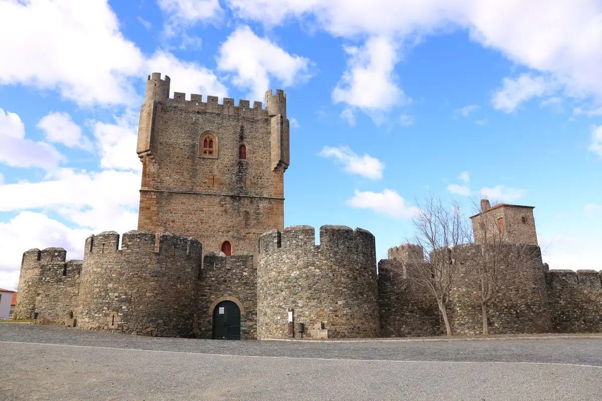 Castelos de Bragança