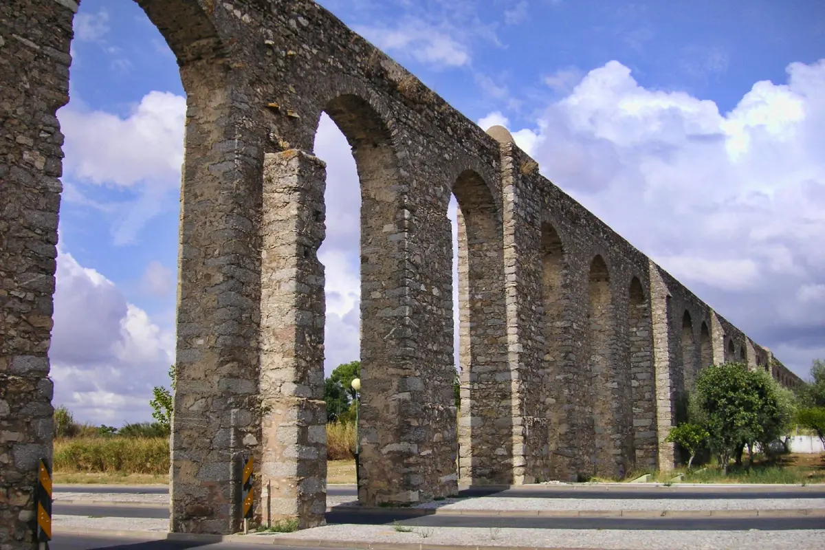 Aqueduto da Água de Prata