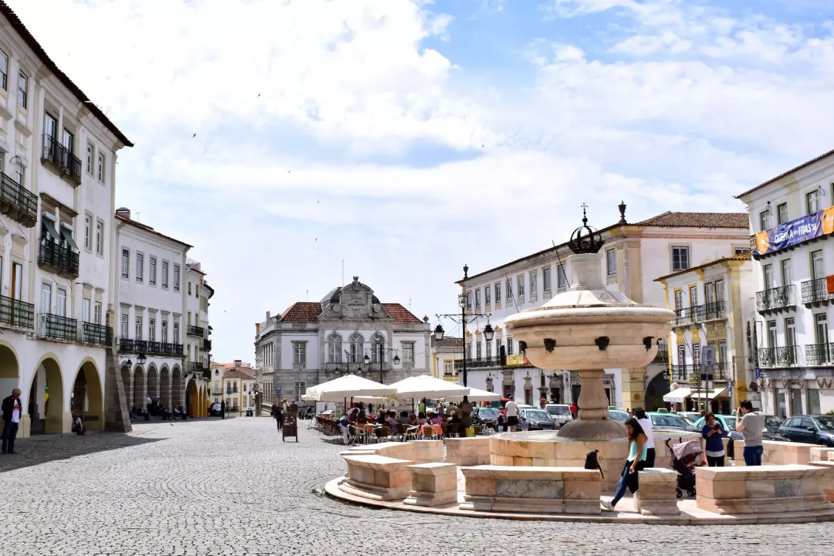 Praça de Giraldo