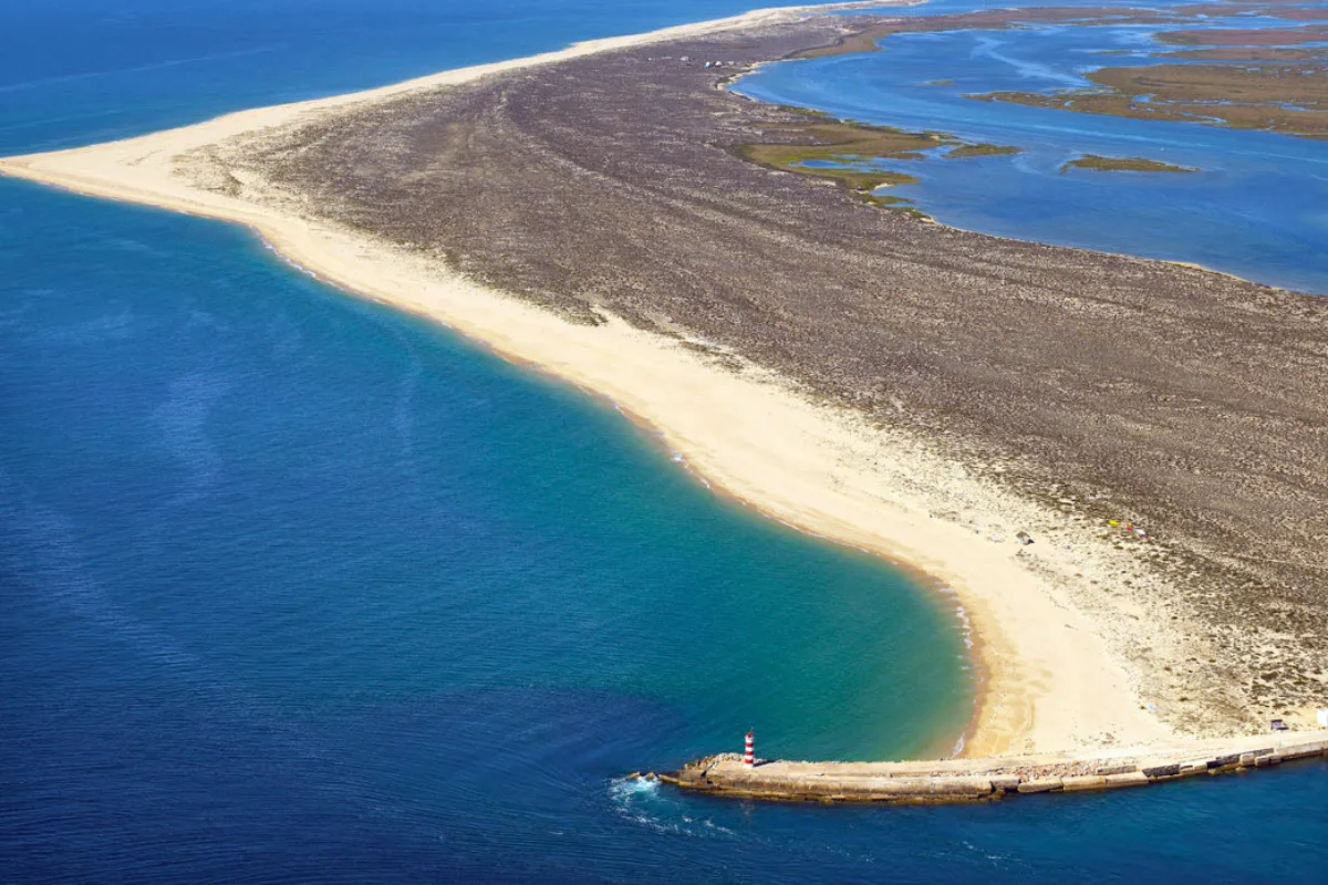 Praia da Barreta, no Algarve